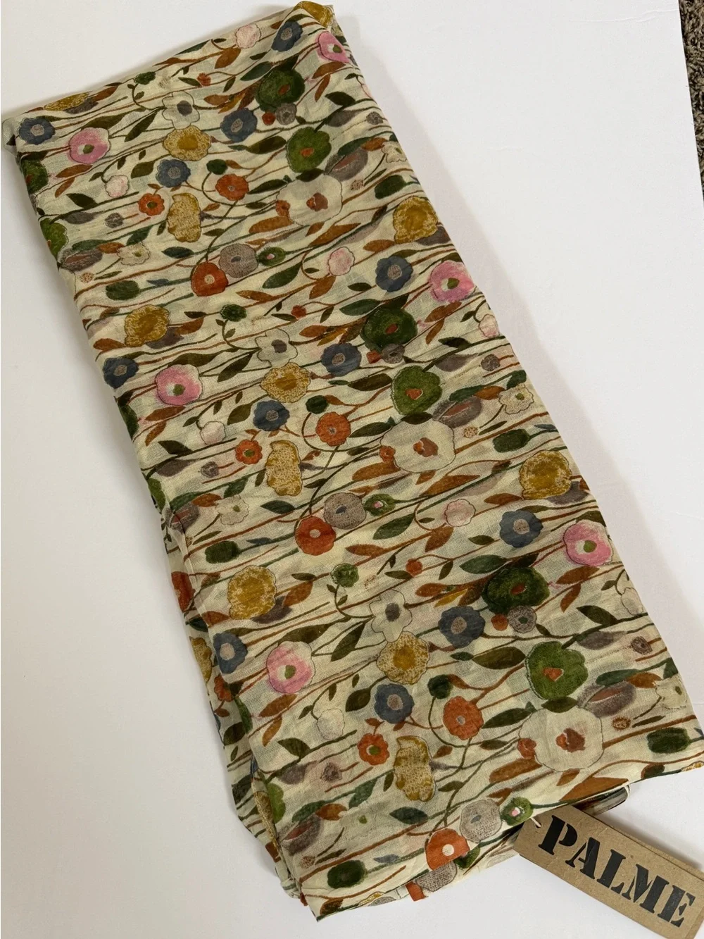 Floral scarf NWT Palme - Cream with Multicolor Blooms